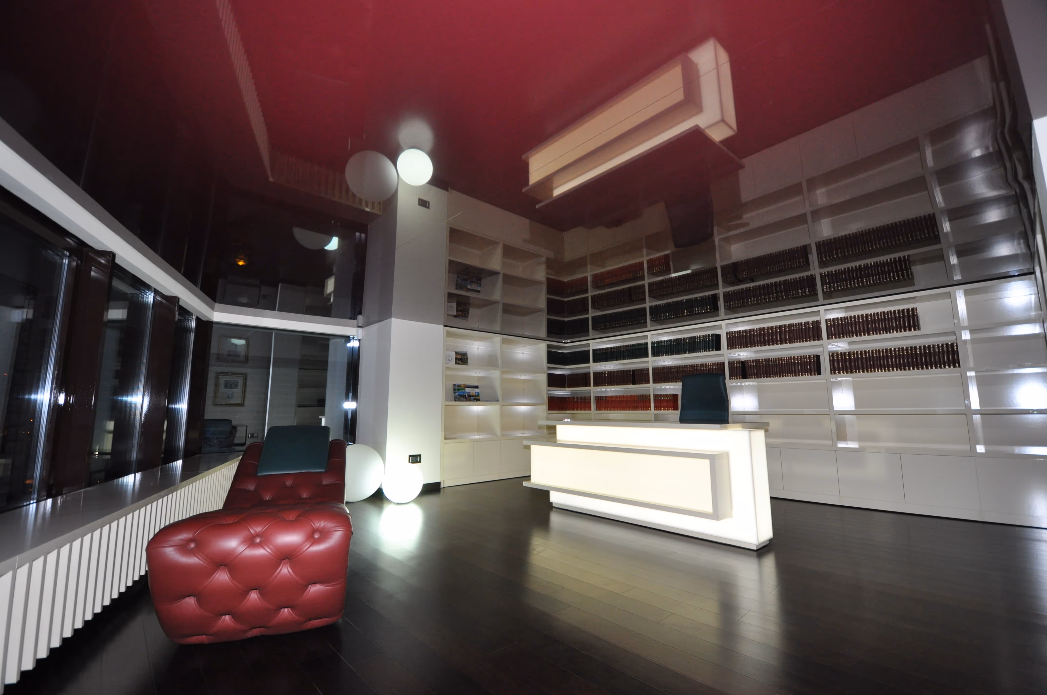 { "items": [], "group": "lvacarescu" } – proiect de amenajare interioară, aRchitecture Studio