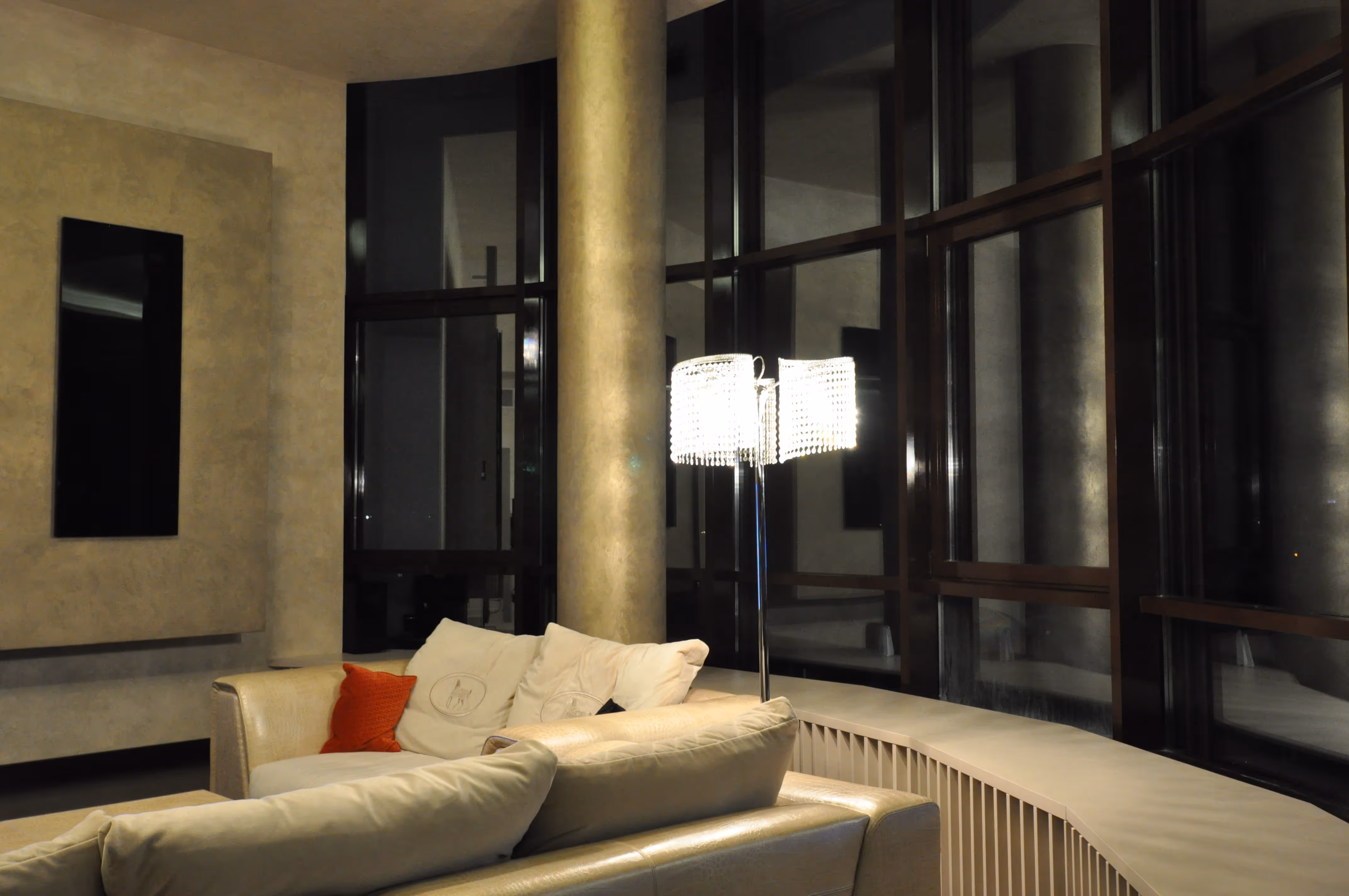 { "items": [], "group": "lvacarescu" } – proiect de amenajare interioară, aRchitecture Studio