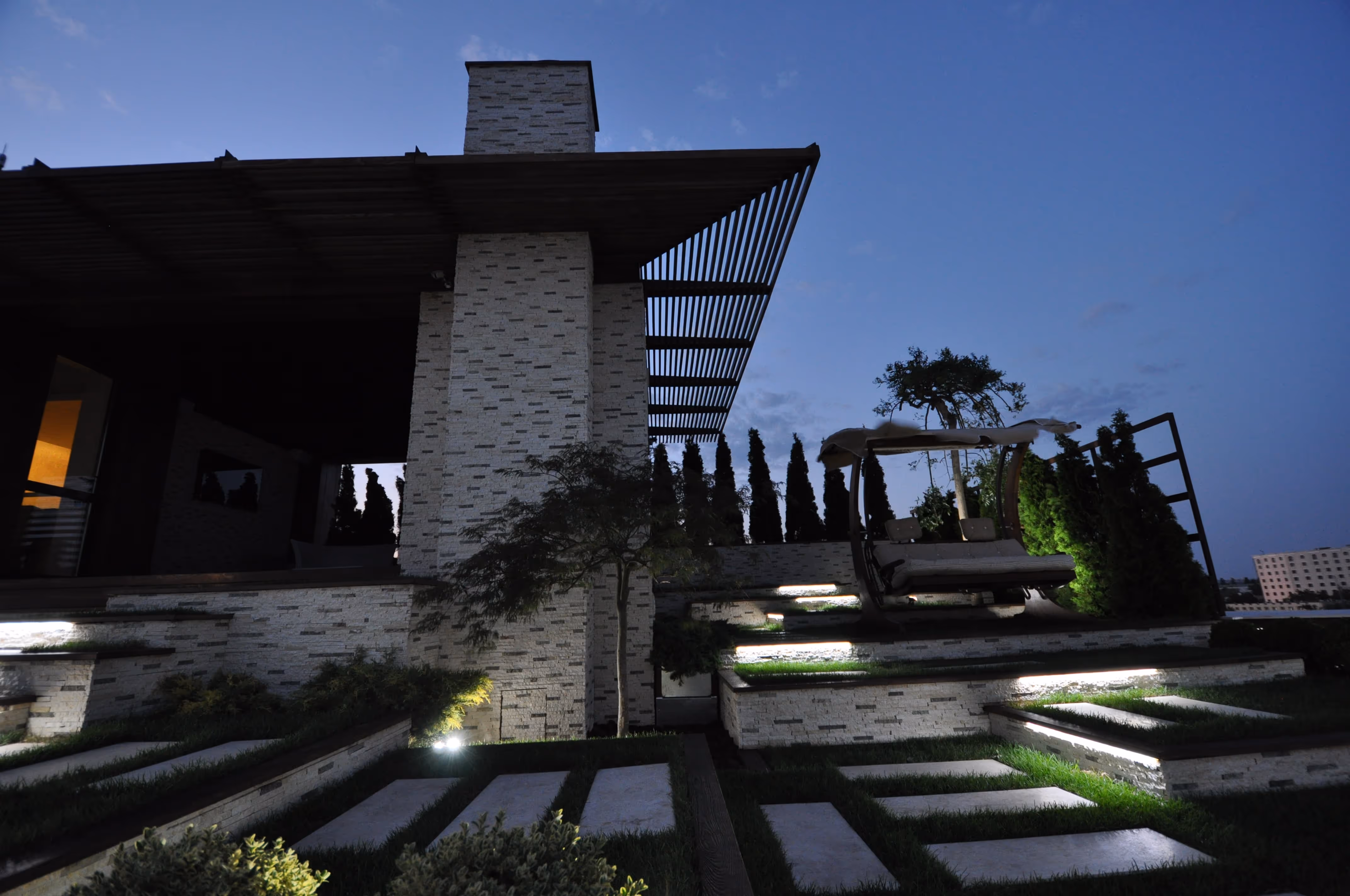 { "items": [], "group": "lvacarescu" } – proiect de amenajare interioară, aRchitecture Studio