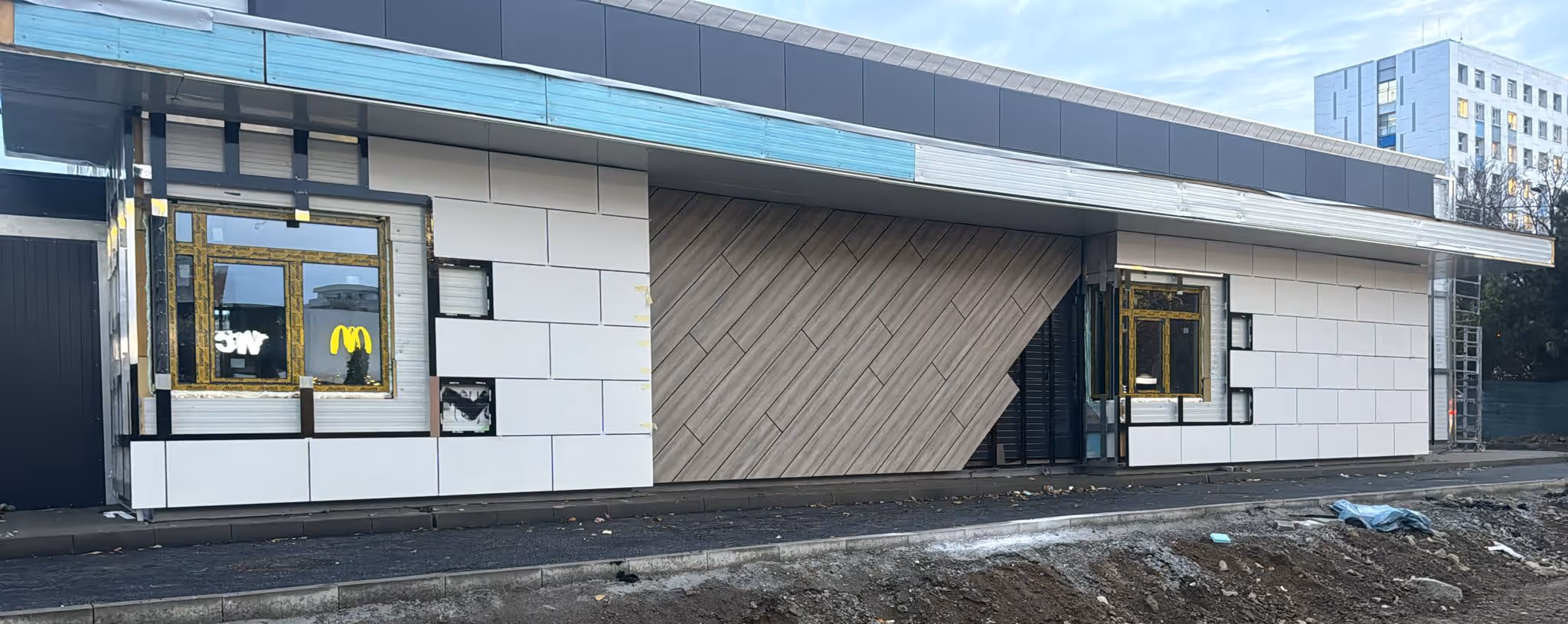 { "items": [ { "_id": "69239c2668ba105be8ecca61", "origFileName": "KFC_1-min.jpg", "fileName": "KFC_1-min.jpg", "fileSize": 315544, "height": 815, "url": "https://cdn.prod.website-files.com/68a85c7bf2b3e32e59515451/69239c2668ba105be8ecca61_KFC_1-min.jpg", "width": 2048, "type": "image" }, { "_id": "69239c2552c17043a013f4da", "origFileName": "KFC_2-min.jpg", "fileName": "KFC_2-min.jpg", "fileSize": 175246, "height": 857, "url": "https://cdn.prod.website-files.com/68a85c7bf2b3e32e59515451/69239c2552c17043a013f4da_KFC_2-min.jpg", "width": 1374, "type": "image" }, { "_id": "69239c26a6a578a17b7bb2e5", "origFileName": "KFC_3-min.jpg", "fileName": "KFC_3-min.jpg", "fileSize": 261230, "height": 1045, "url": "https://cdn.prod.website-files.com/68a85c7bf2b3e32e59515451/69239c26a6a578a17b7bb2e5_KFC_3-min.jpg", "width": 1587, "type": "image" }, { "_id": "example_img", "origFileName": "image-placeholder.svg", "fileName": "image-placeholder.svg", "fileSize": 2063, "height": 150, "url": "https://d3e54v103j8qbb.cloudfront.net/img/image-placeholder.svg", "width": 150, "type": "image" } ], "group": "kfkcgalati" } – proiect retail & food, aRchitecture Studio