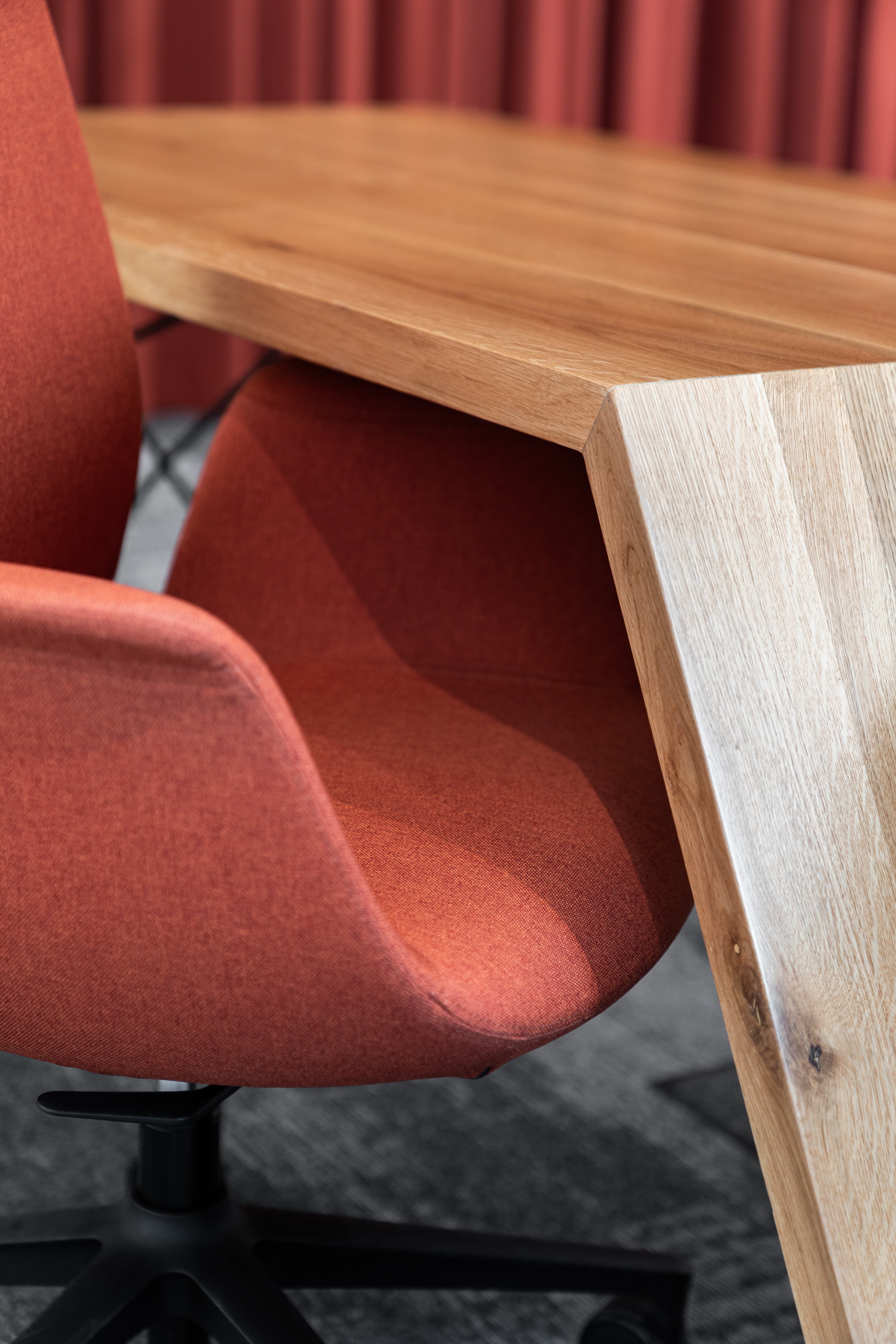 { "items": [], "group": "mobilier" } – proiect special, aRchitecture Studio